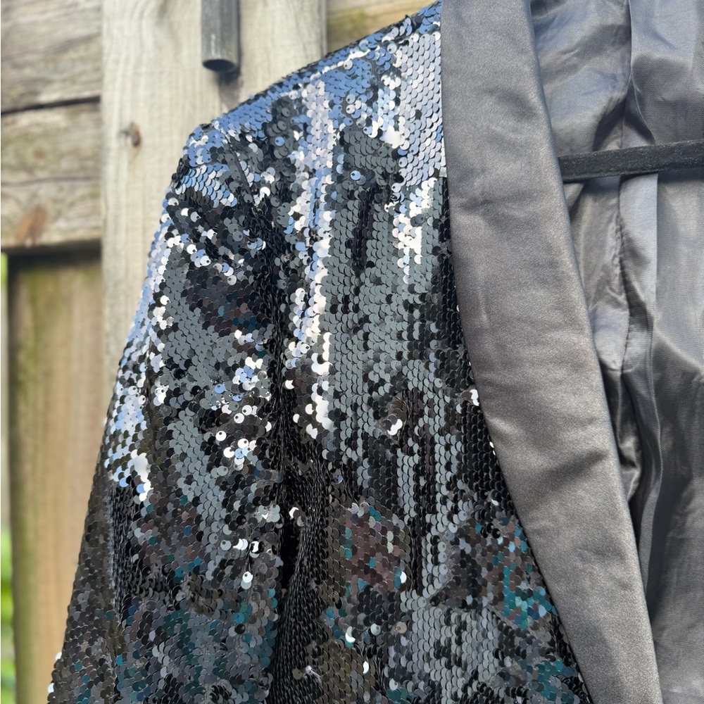 Amazon Essentials Shimmering Black Sequin Blazer - image 3